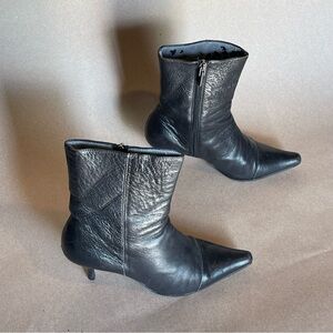 Anne Klein Black Pointed-Toe Leather Ankle Booties